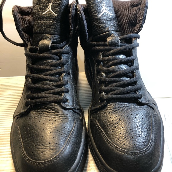 Air Jordan 1 (2001) Black /Silver Size 9.5 Men’s 12 Women’s 136060 002 - Picture 11 of 15